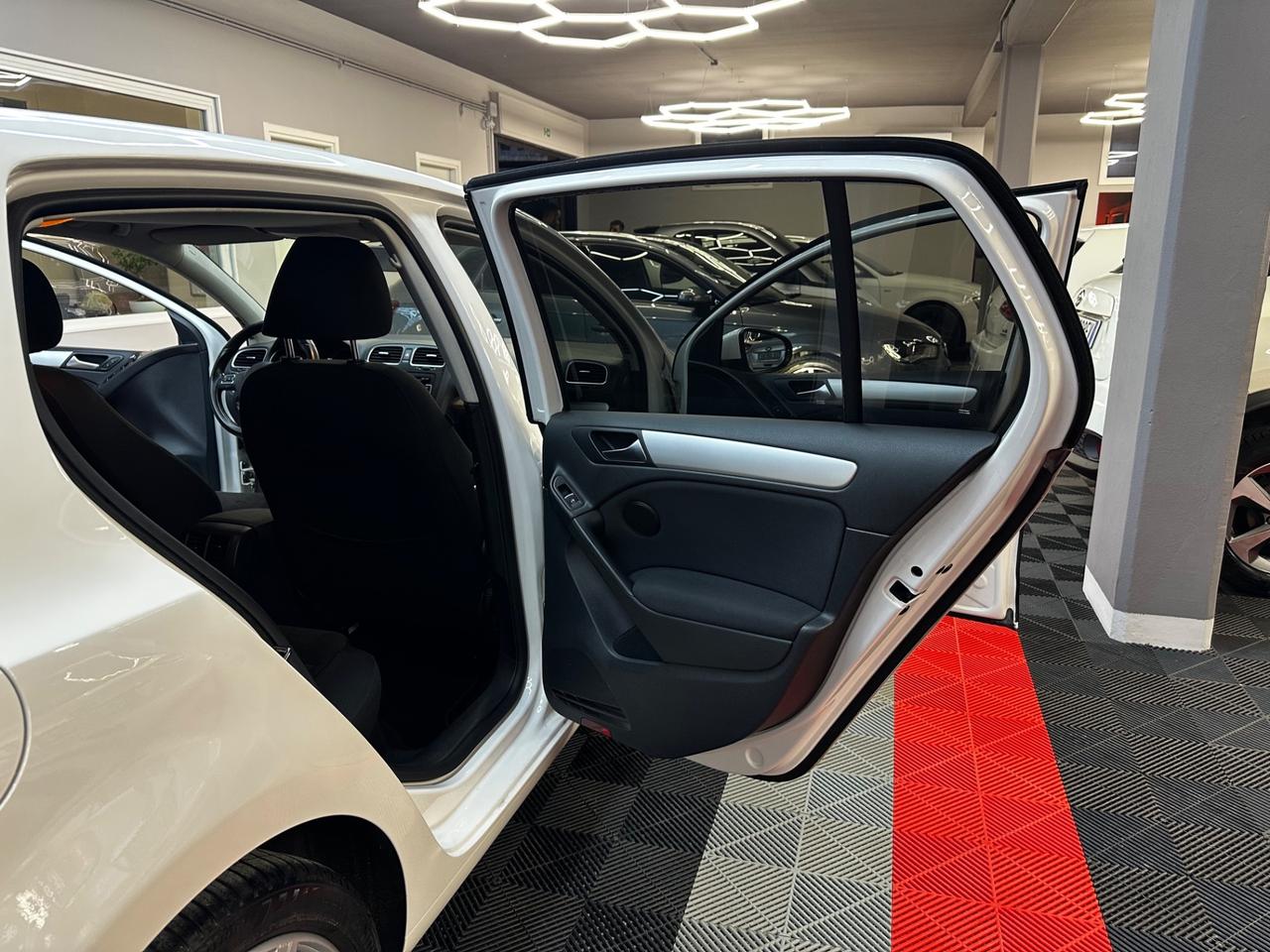 Volkswagen Golf VI 1.6 TDI Highline - FABIANOAUTO