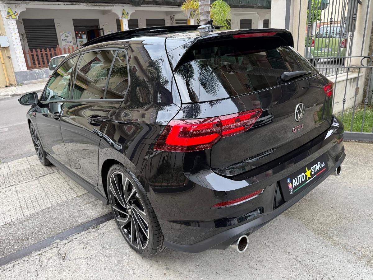 Volkswagen Golf 8 GTI 2.0 TSI 245 CV