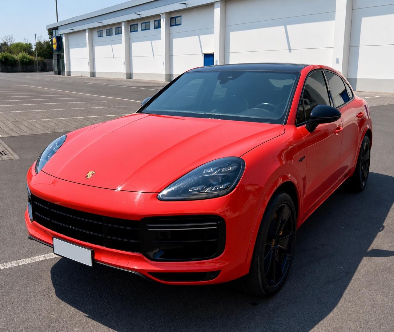 Porsche Cayenne 4.0 V8 Turbo S E-Hybrid 680CV IVA ESPOSTA