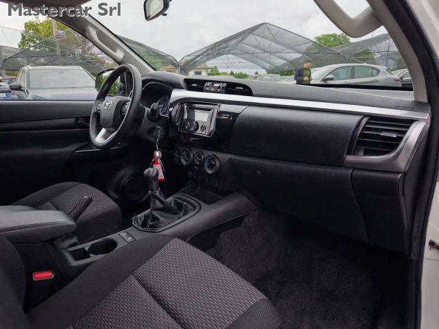 TOYOTA Hilux Hilux IV 2.4 d-4d double cab Comfort 4wd - GF290HN