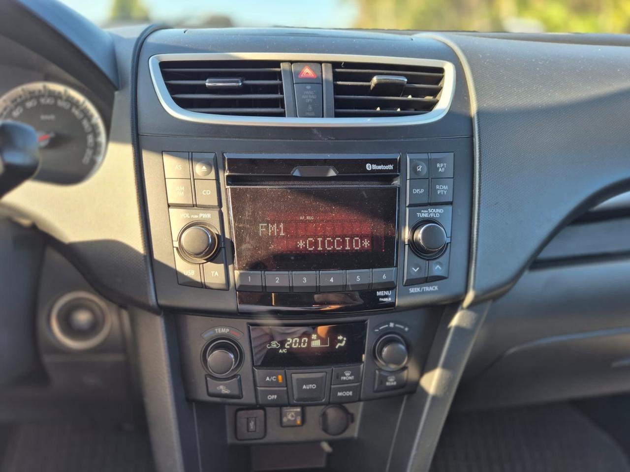 Suzuki Swift 1.2 BENZINA E GPL