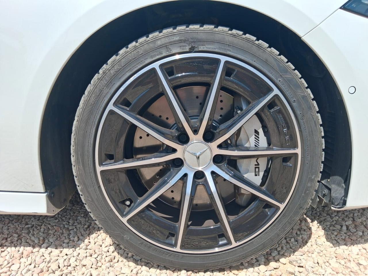Mercedes-benz A 35 AMG 4 MATIC