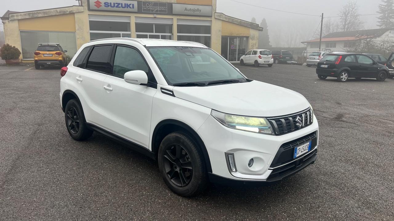 Suzuki Vitara 1.4 Hybrid Top