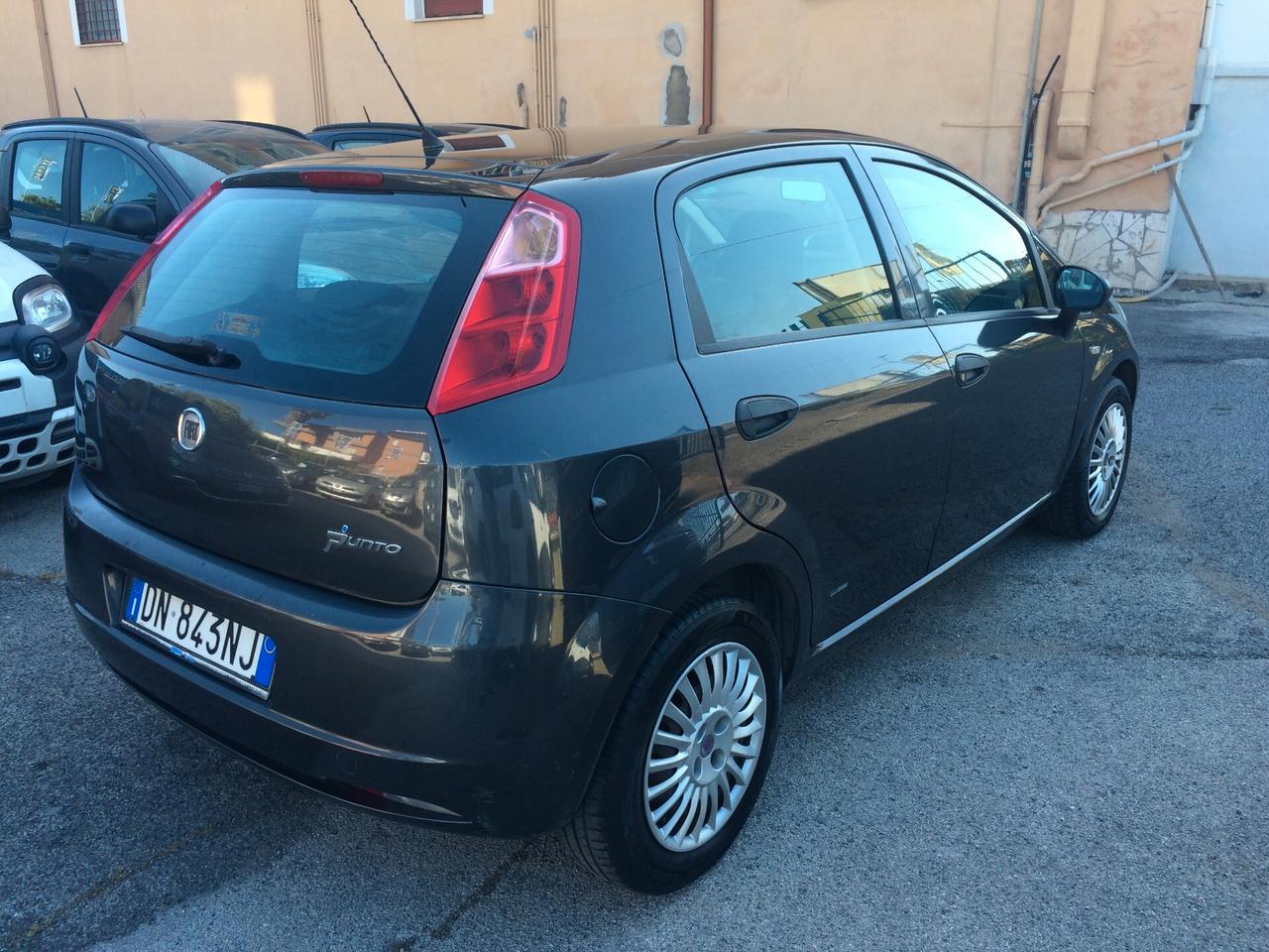 2008 Fiat Grande Punto Grande Punto 1.2 5 porte Dynamic tagliandata con cinta distribuzione eseguita akm177000
