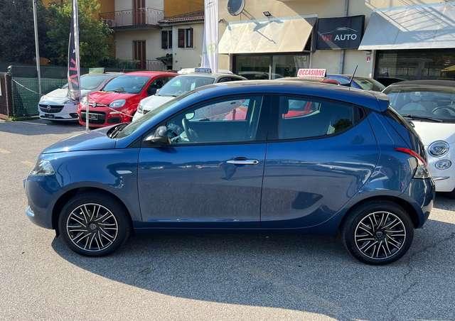 Lancia Ypsilon 1.0 HYBRID NEOPATENTATI firefly Gold S&S