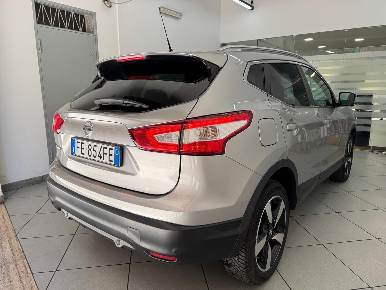 Nissan Qashqai 1.6 Diesel 130/CV Tekna 2016