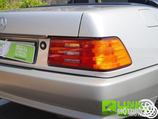 MERCEDES-BENZ SL 300 R129