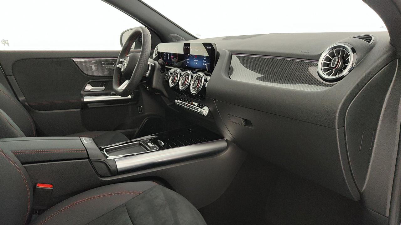 Mercedes-Benz GLA 200 d Automatic 4MATIC