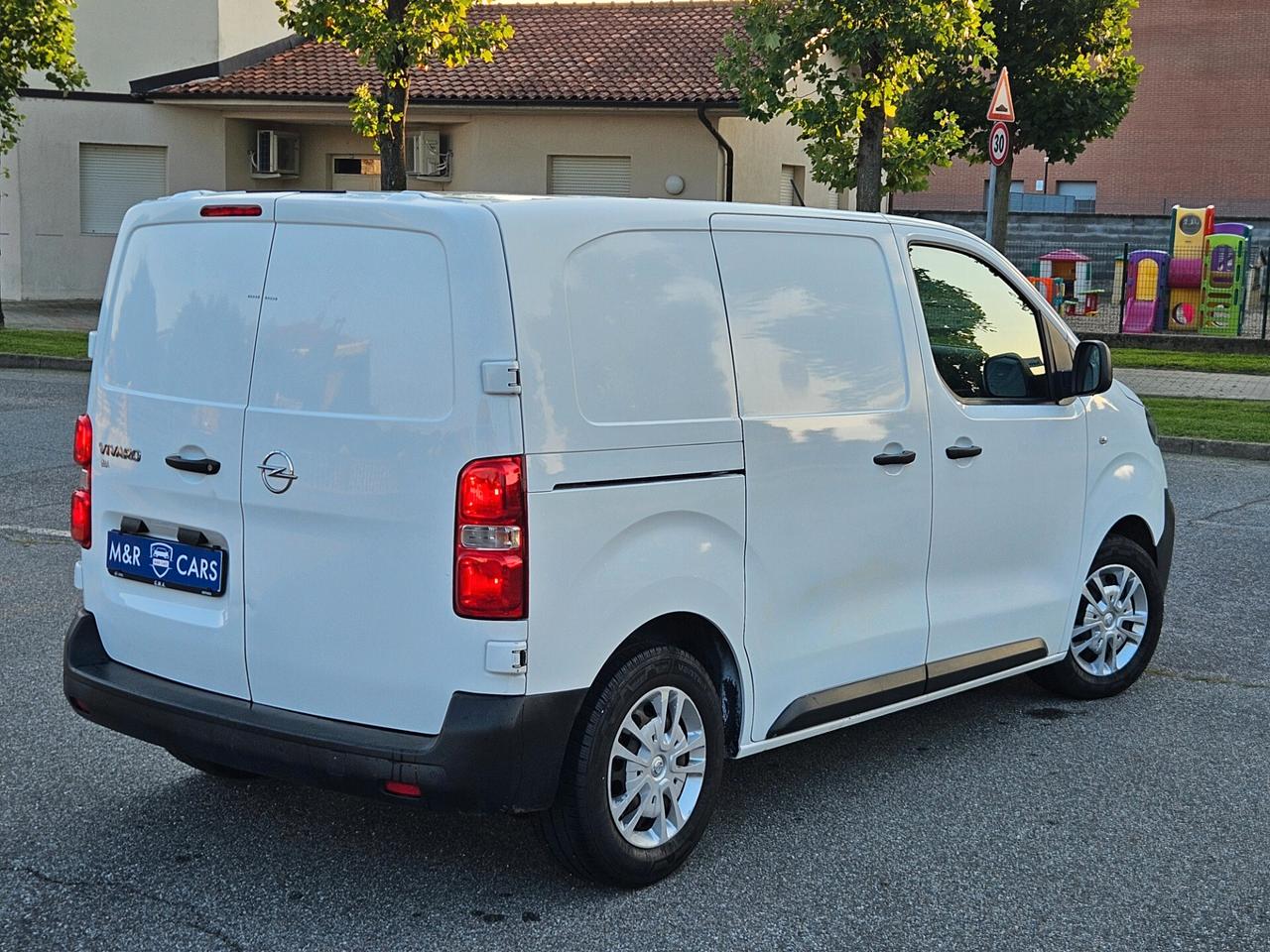 Opel Vivaro 1.5 Diesel 100CV S&S PC-TN S Furgone Essentia