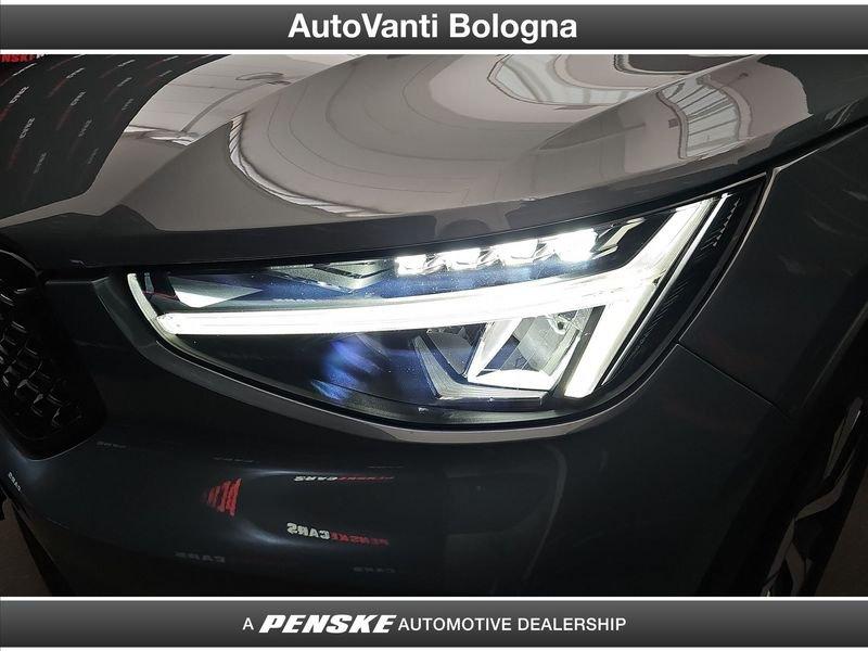 Volvo XC40 XC40 T4 Recharge Plug-in Hybrid automatico Ultimate Dark