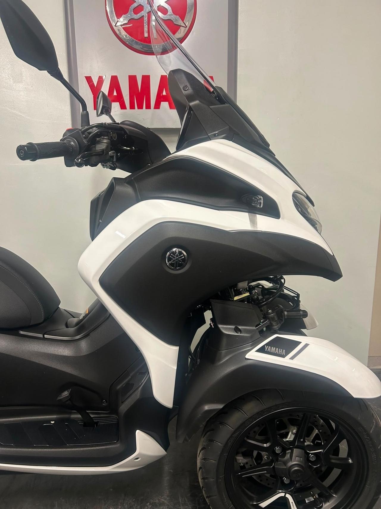 Yamaha Tricity 300 Airbag