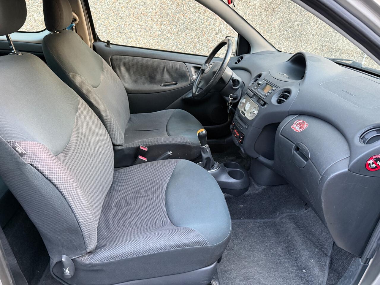 Toyota Yaris 1.3i benzina euro4