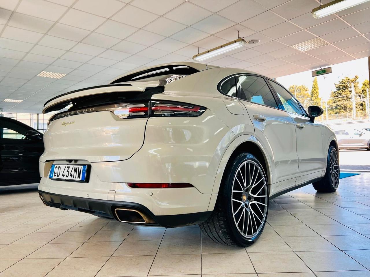 Porsche Cayenne Coupé 3.0 V6 E-Hybrid