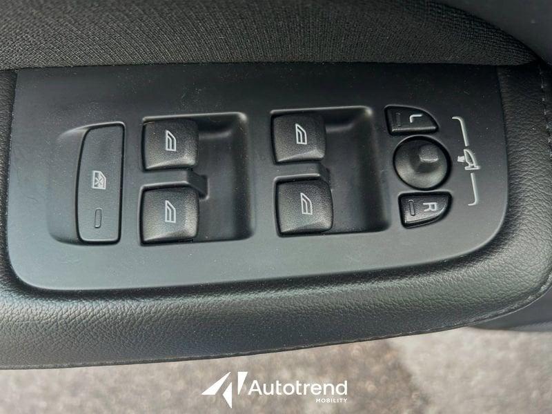 Volvo V60 D3 150 CV Automatica NAVI LED Momentum Business Pro