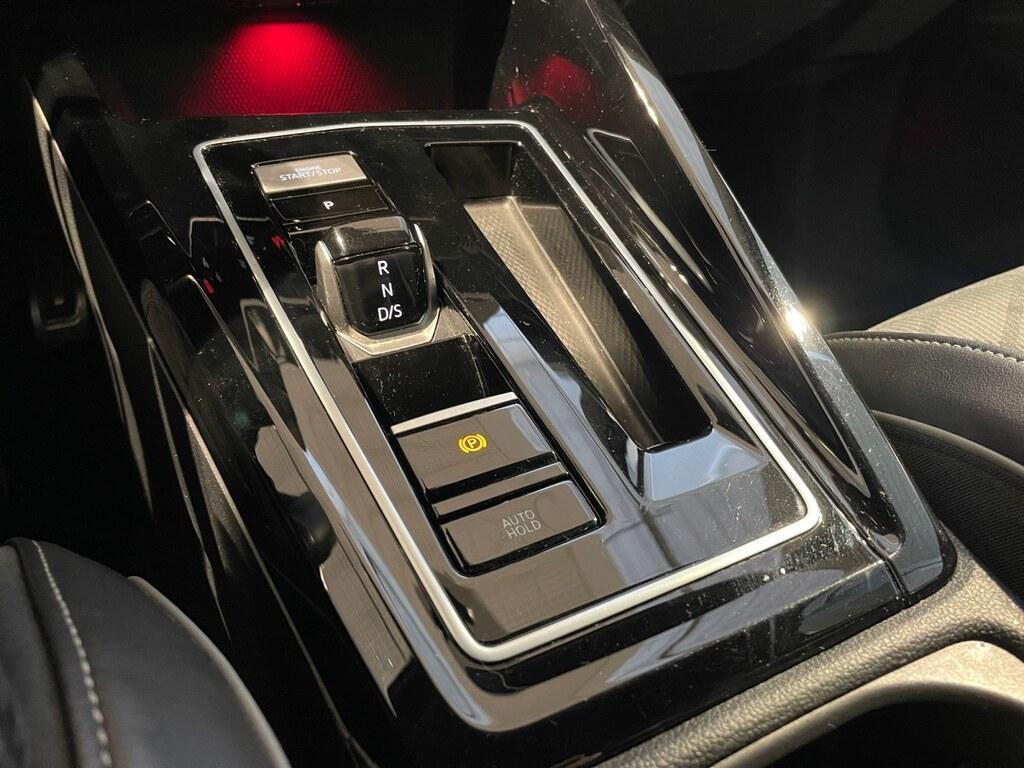 Volkswagen Golf VIII 2020 Variant 1.5 etsi 130CV DSG R-Line (MHEV)