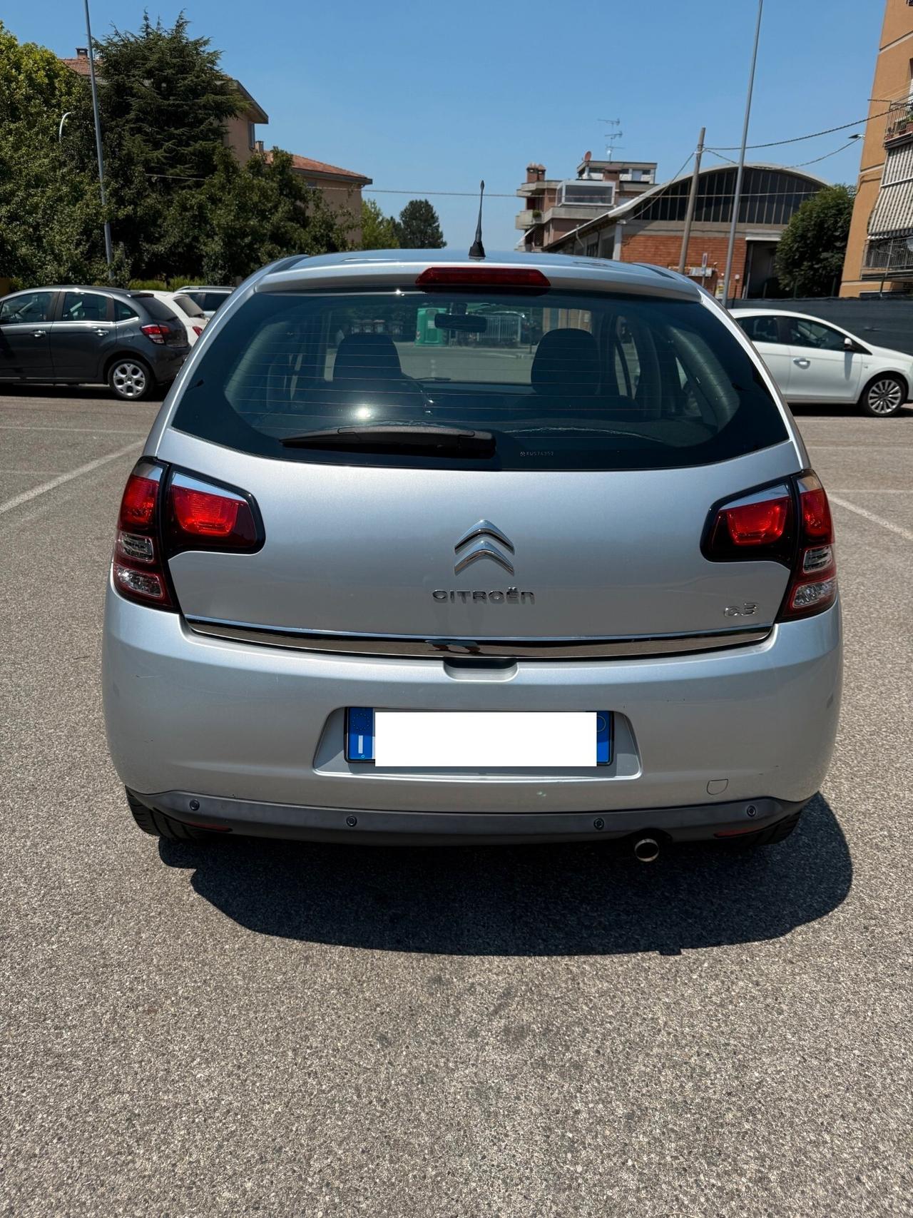 Citroen C3 1.2 - NAV. - NEOPATENTATI - 12 MESI DI GARANZIA -