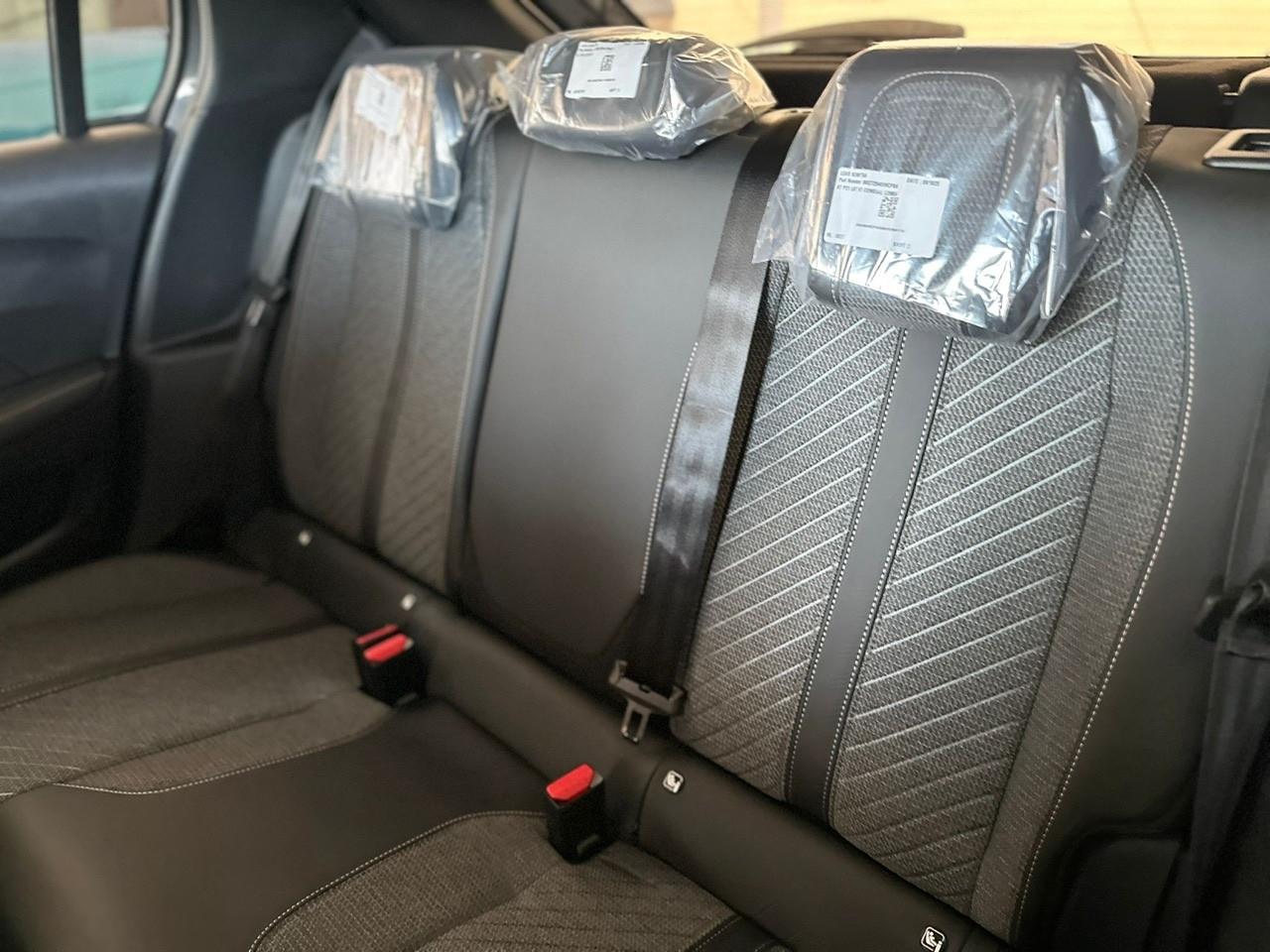 Peugeot 208 Hybrid 110 e-DCS6 Allure