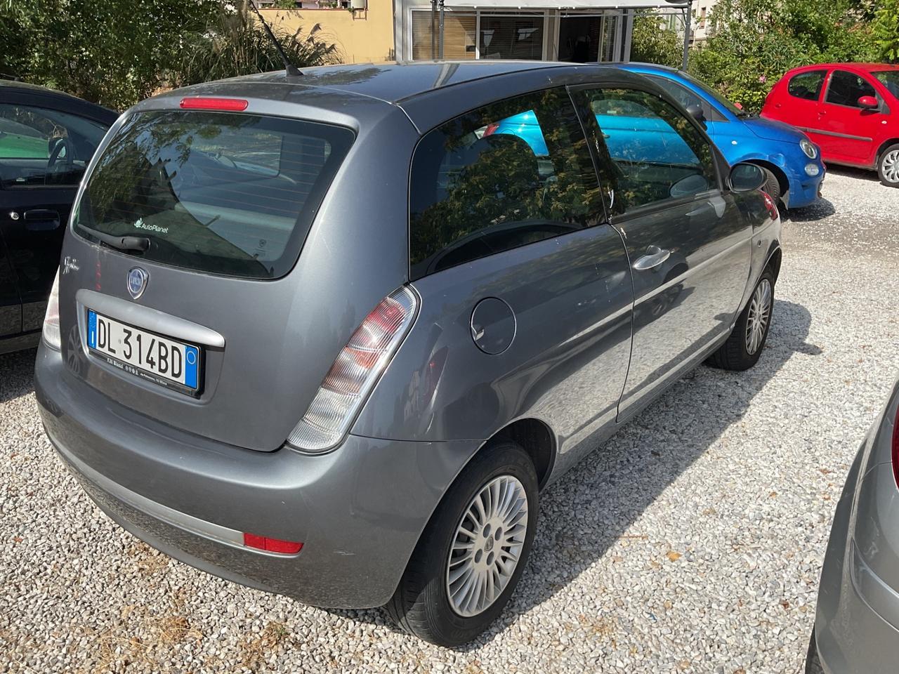 Lancia Ypsilon 1.2 Argento