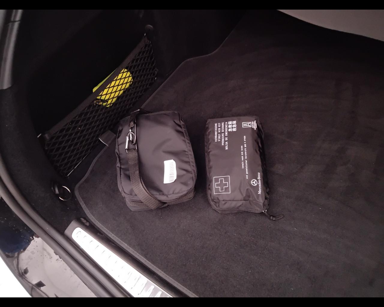 Mercedes-Benz Classe C-S206 SW 2021 - C SW 220 d mhev AMG Line Advanced Pl