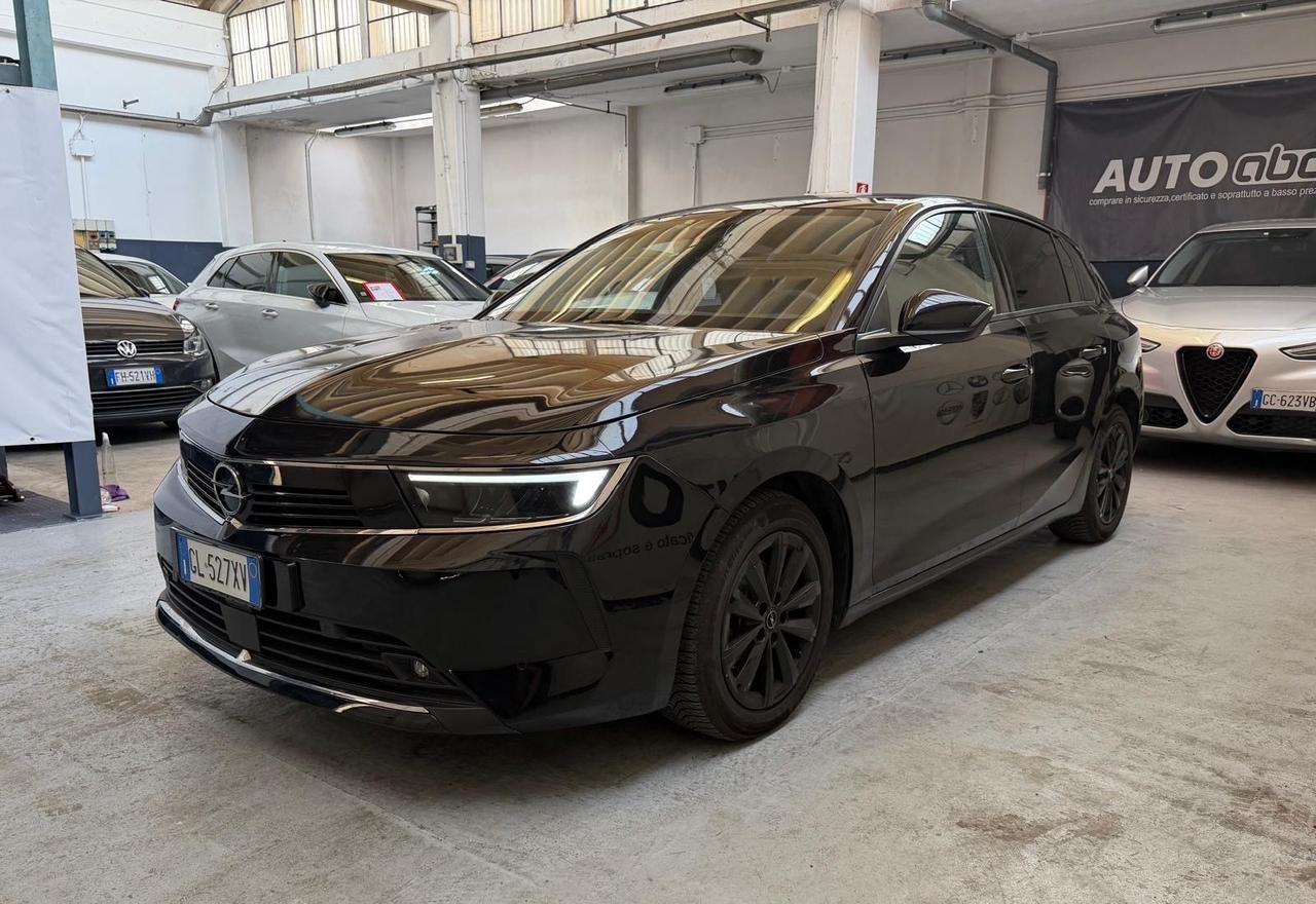 Opel Astra 1.2 Turbo 110 CV Elegance