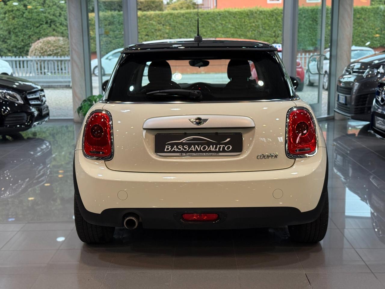 Mini F55-F56 2014 1.5 3p 79.000 KM!!
