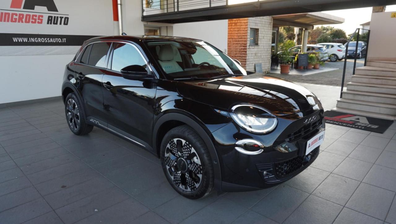 Fiat 600 Hybrid 100 CV DCT MHEV La Prima