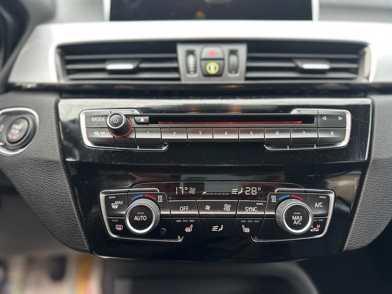 Bmw X1 sDrive18d Advantage-2017 LED/NAVI/PELLE