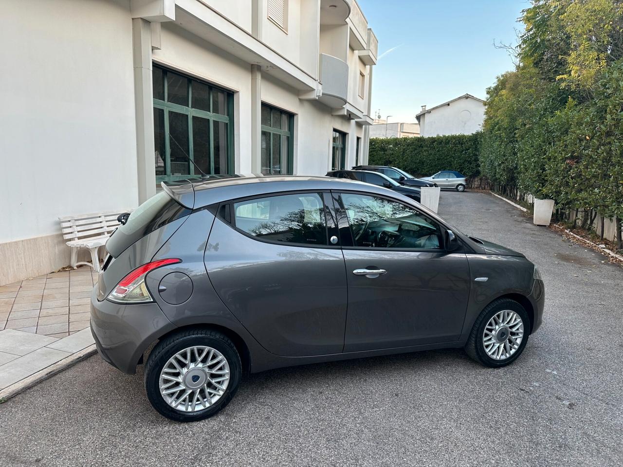 Lancia Ypsilon 1.2 69 CV 5 porte GPL Ecochic