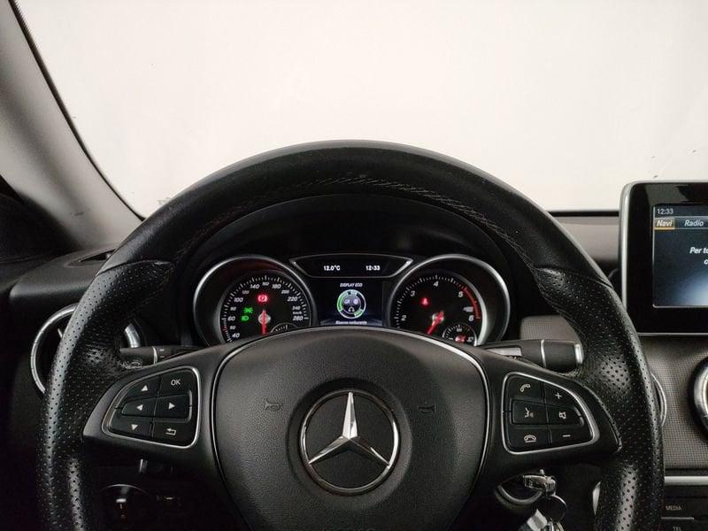 Mercedes-Benz CLA - C/X 117 Shooting Brake 200 d Sport auto FL