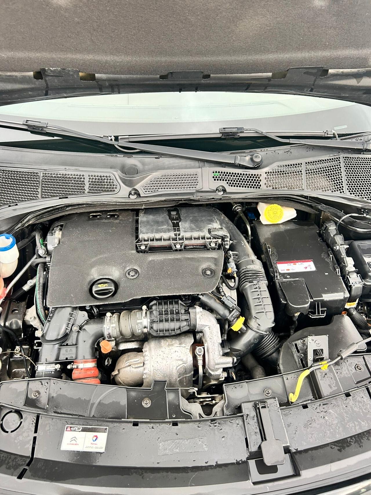 Citroen C4 Cactus BlueHDi 100 Shine 12 mesi garanzia automatica