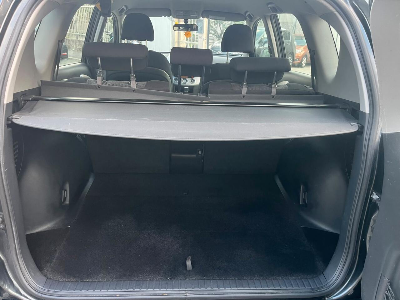 Toyota RAV 4 RAV4 2.2 D-4D 136 CV Luxury