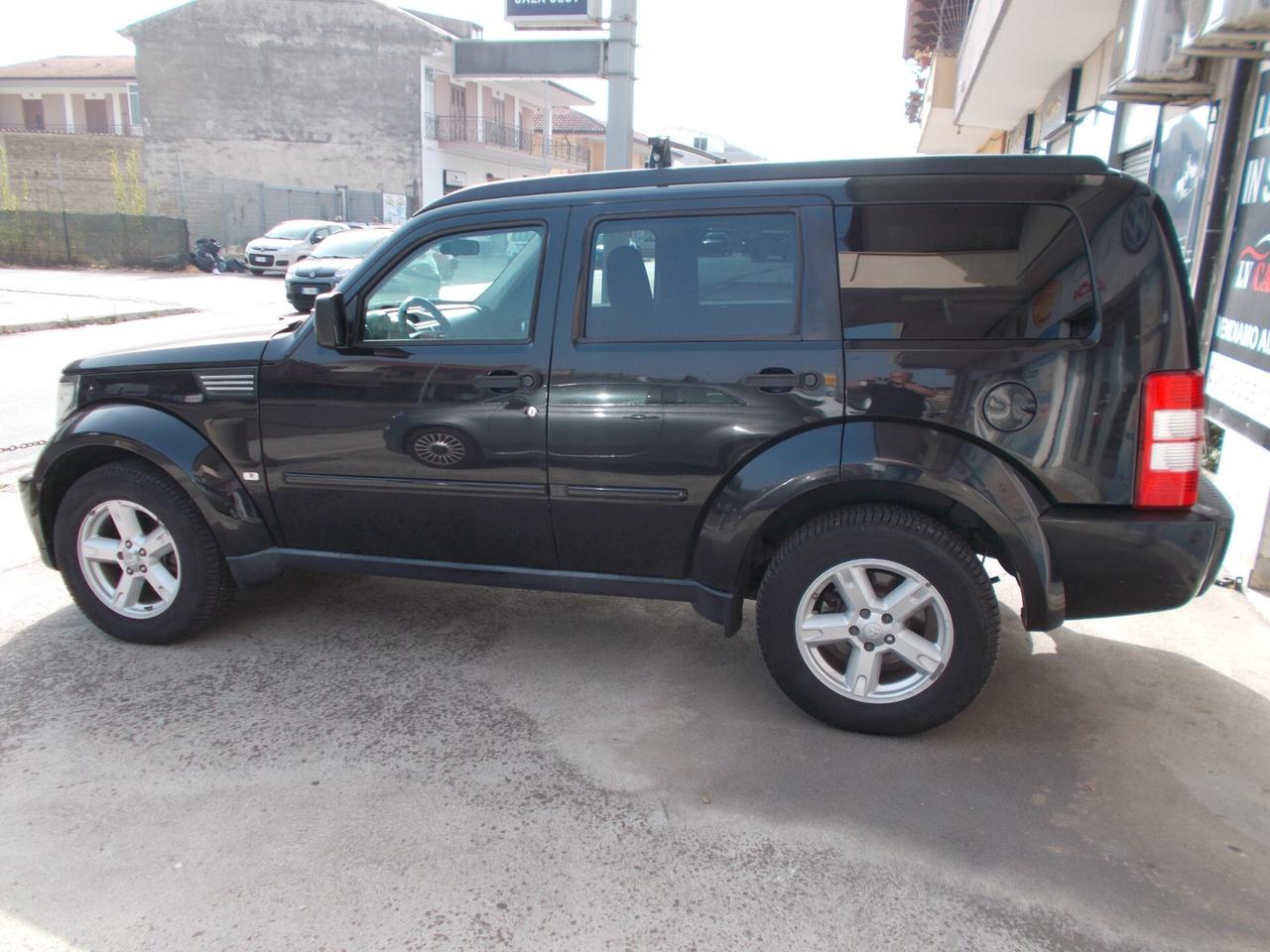 Dodge Nitro 2.8 CRD DPF SE 4WD
