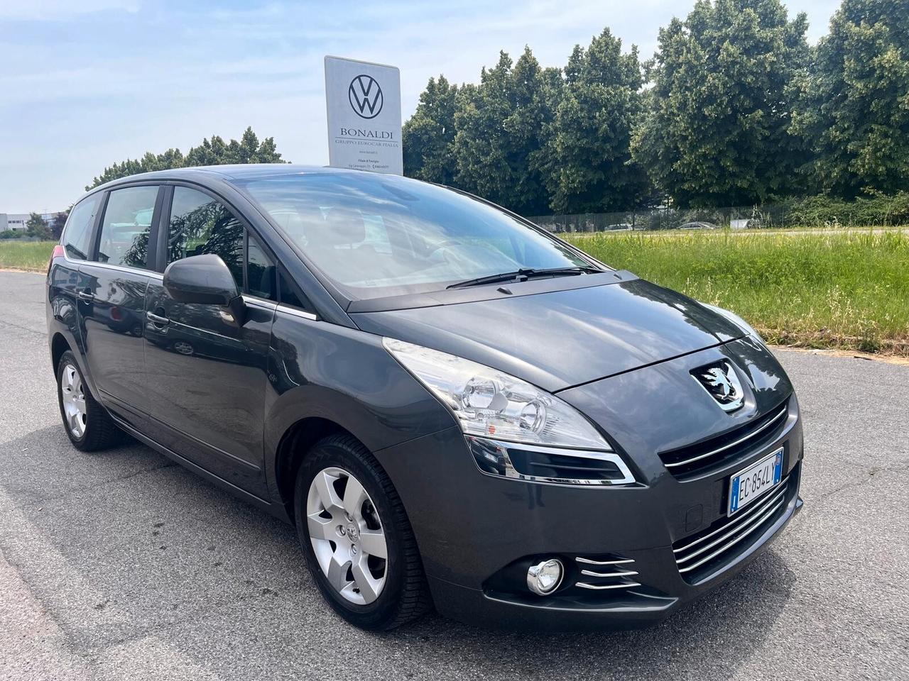 Peugeot 5008 1.6 VTi 120CV **SOLO EXPORT**