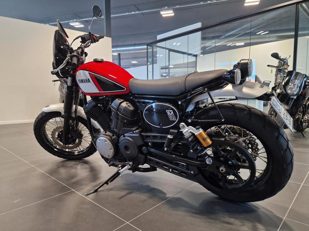 Yamaha SCR 950 Rossa 2019 Ohlins + Akrapovic