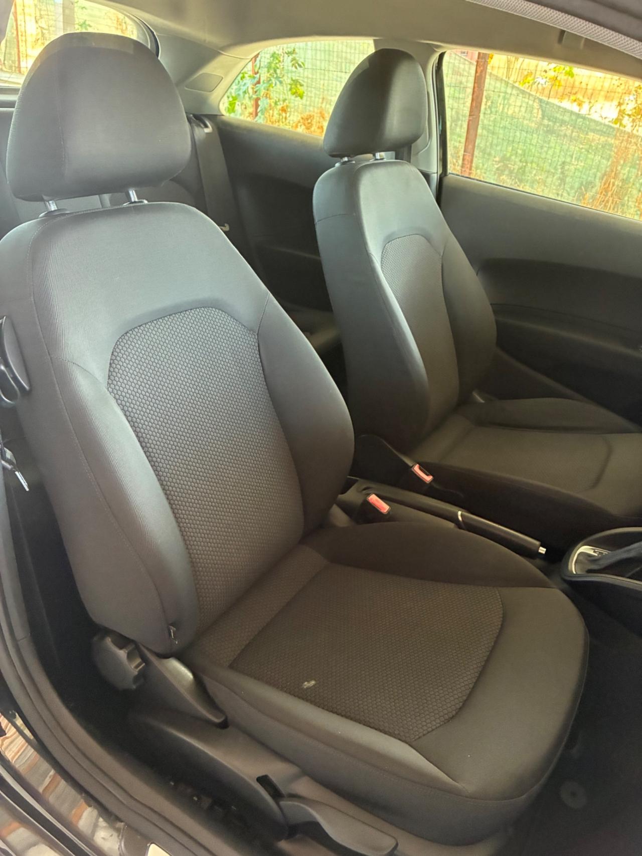 Audi A1 1.4 TDI S tronic Metal plus