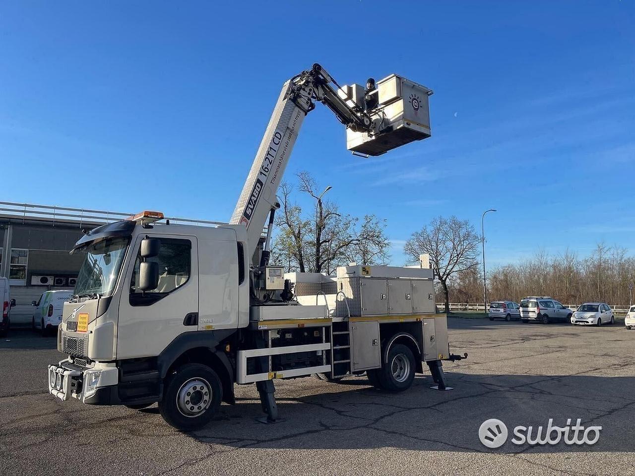 Piattaforma -PARI AL NUOVOO 30 MILA KM -OK PERMUTE