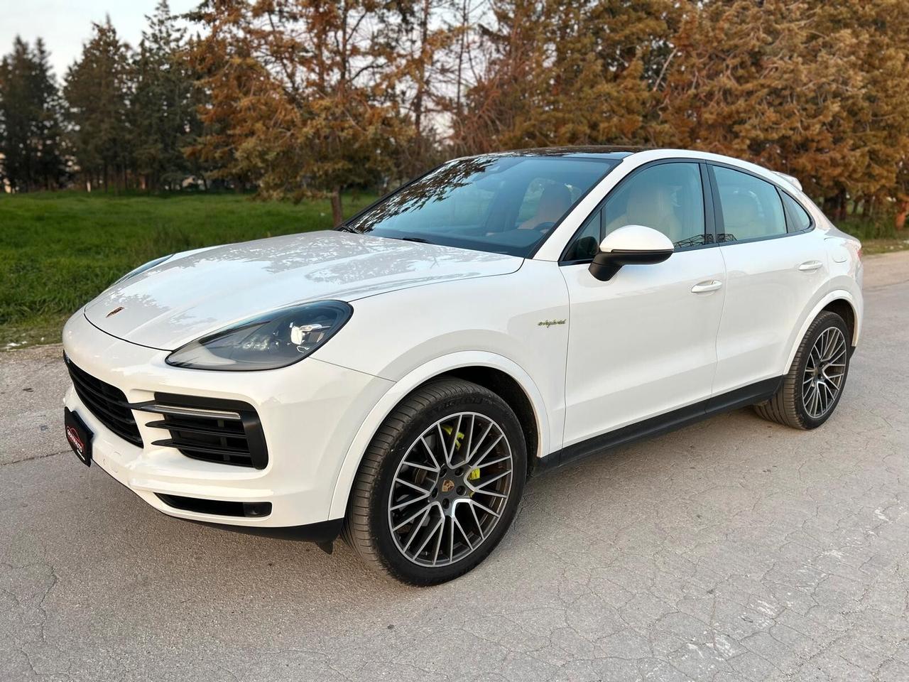 Porsche Cayenne Coupé 3.0 V6 E-Hybrid NO SUPERBOLLO
