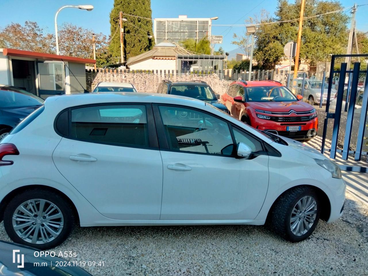 Peugeot 208 BlueHDi 75 5 porte Allure