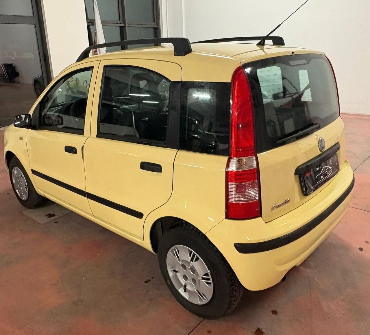 FIAT PANDA serie2 benz. 1100 CV 54 KW40 Km 111.117 Certificati PER NEOPATENTATI