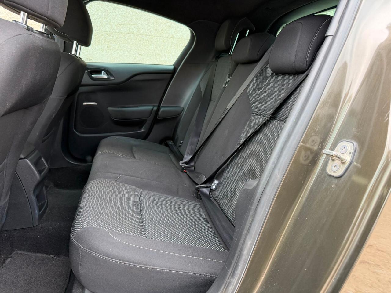 DS4 1.6 e-HDi Berlina 110cv Euro 5B