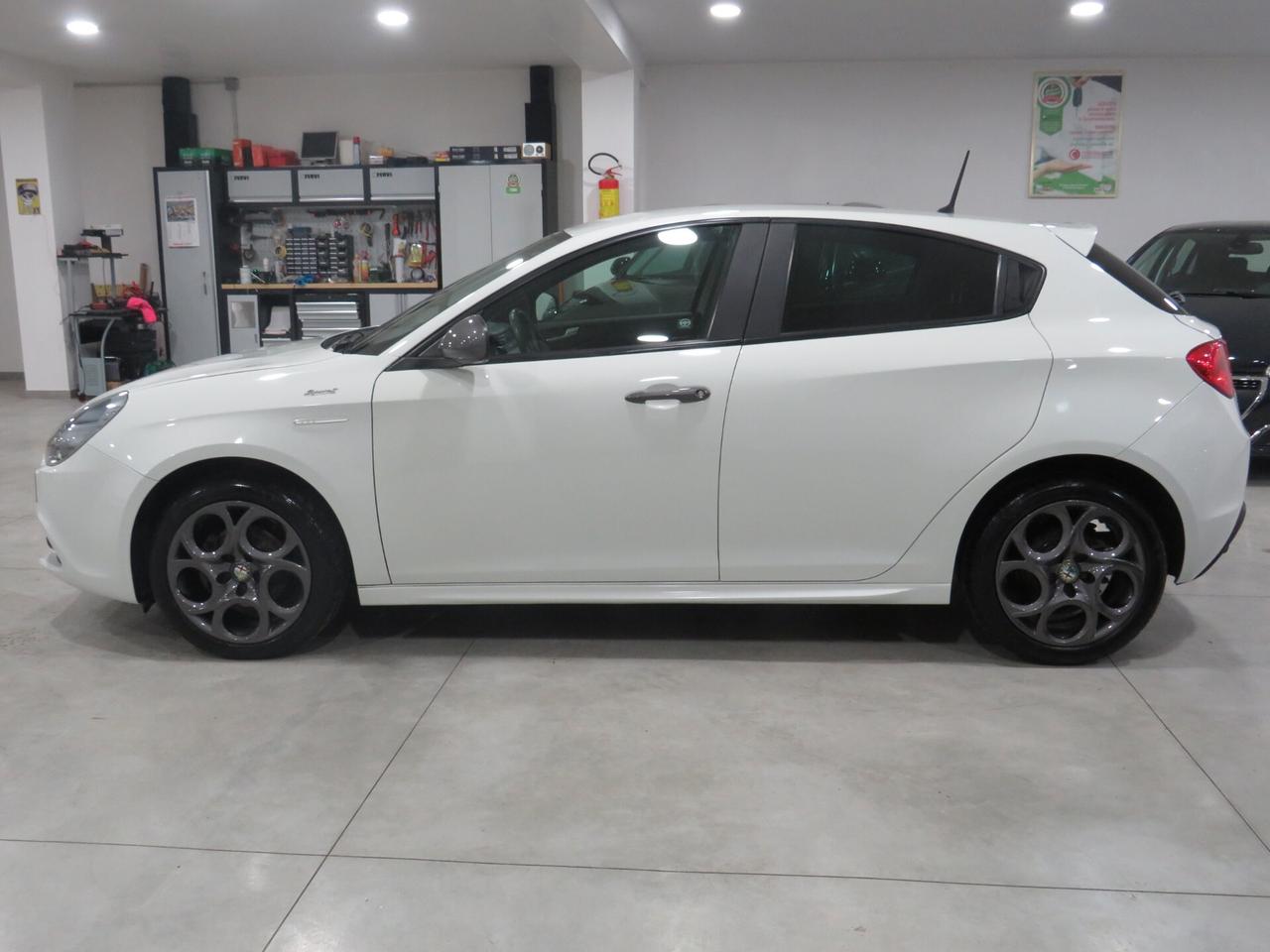 Alfa Romeo Giulietta 1.6 JTDm-2 120 CV Sprint