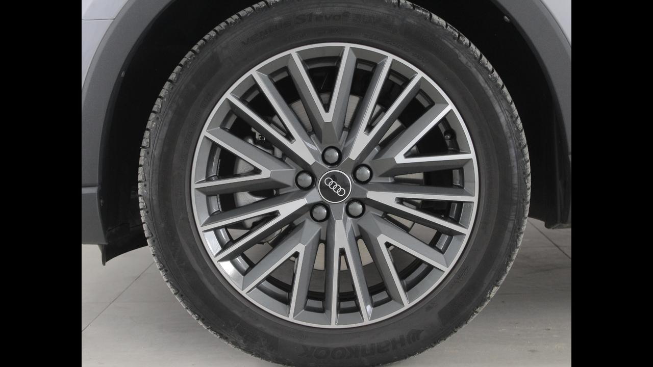 AUDI Q3 II 2018 - Q3 45 1.4 tfsi e Business s-tronic