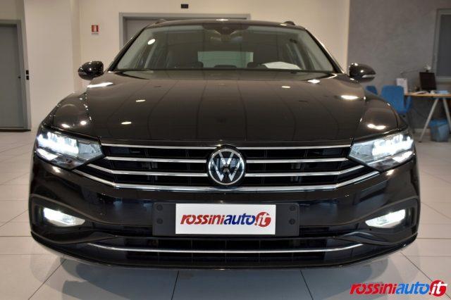 VOLKSWAGEN Passat Variant 2.0 TDI SCR 150 CV DSG BUSINESS + GANCIO TRAINO