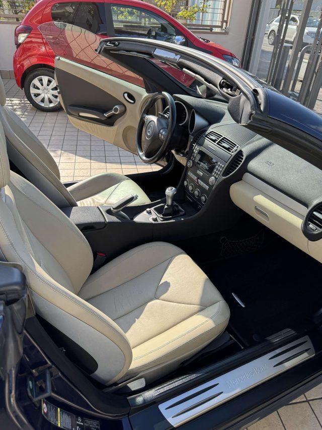 MERCEDES-BENZ SLK 200