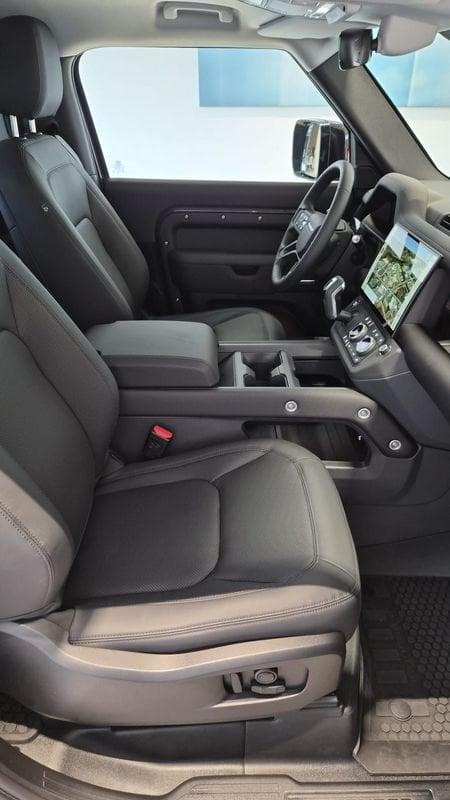 Land Rover Defender D250 AWD Auto 90 X-Dynamic SE