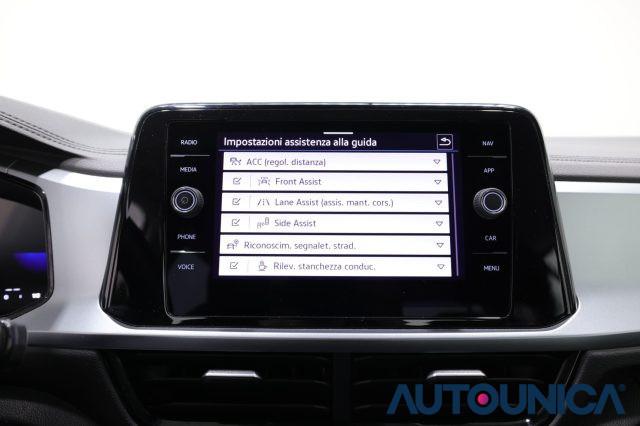 VOLKSWAGEN T-Roc 1.5 TSI ACT DSG LIFE FARI LED