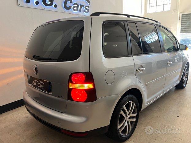 Volkswagen Touran 1.6 Trendline Bifuel GPL di Seri