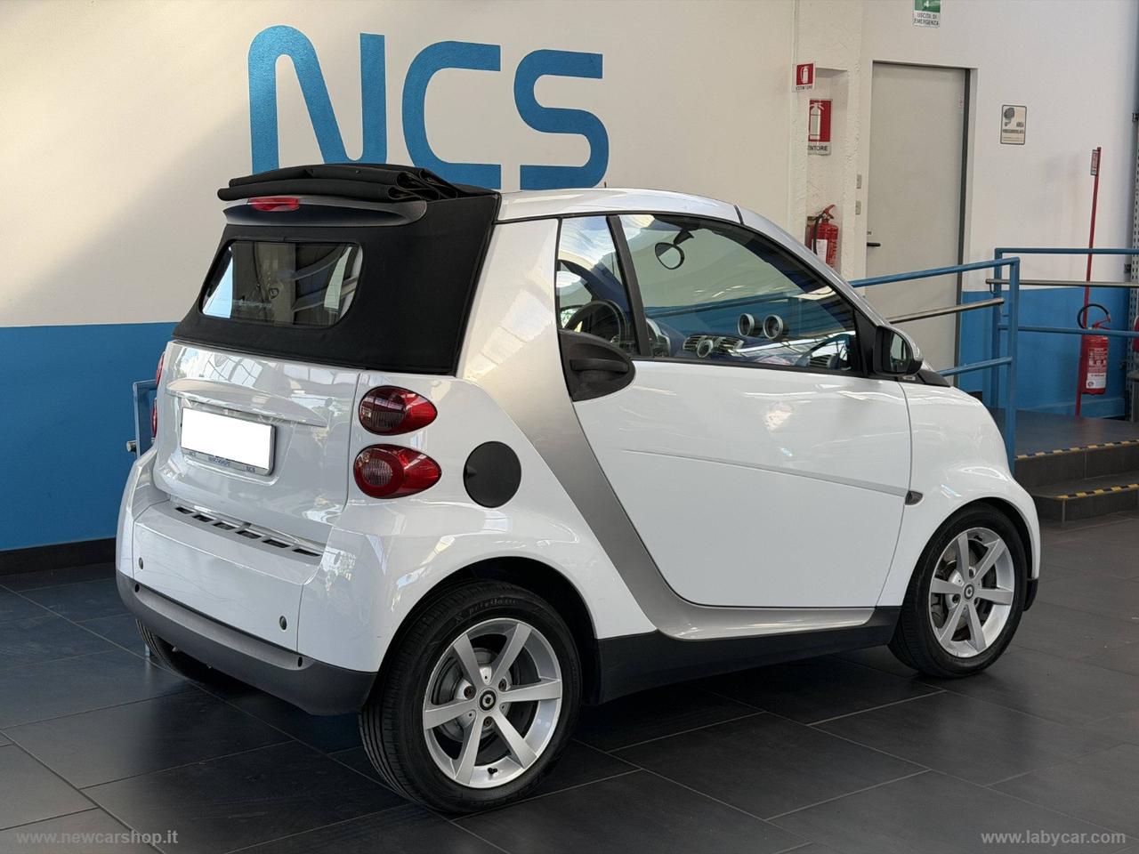 SMART fortwo 1000 62 kW cabrio pulse NEOPATENTATI