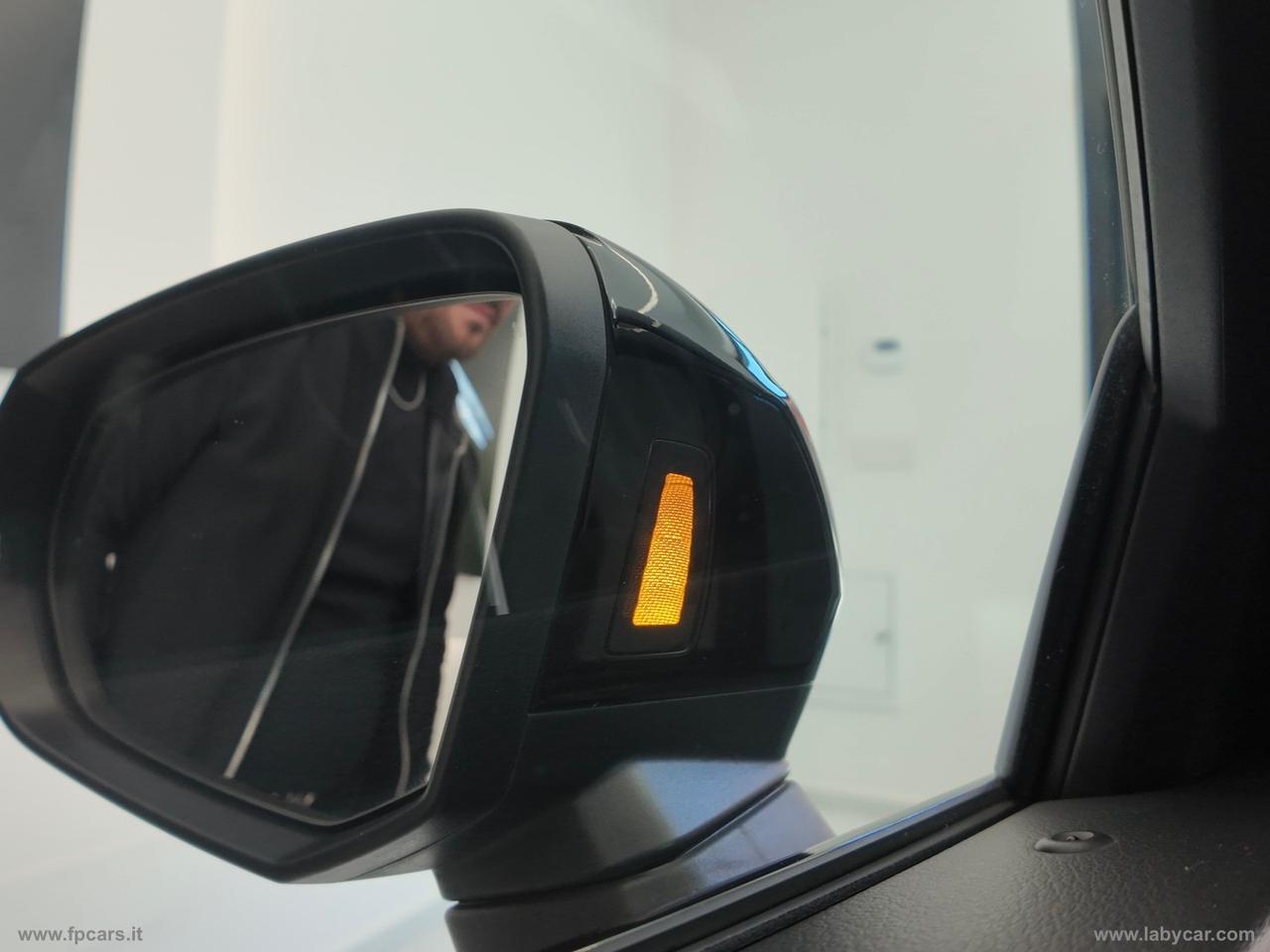 AUDI Q3 35 TDI S tronic S line edit. IDENTITY BLACK