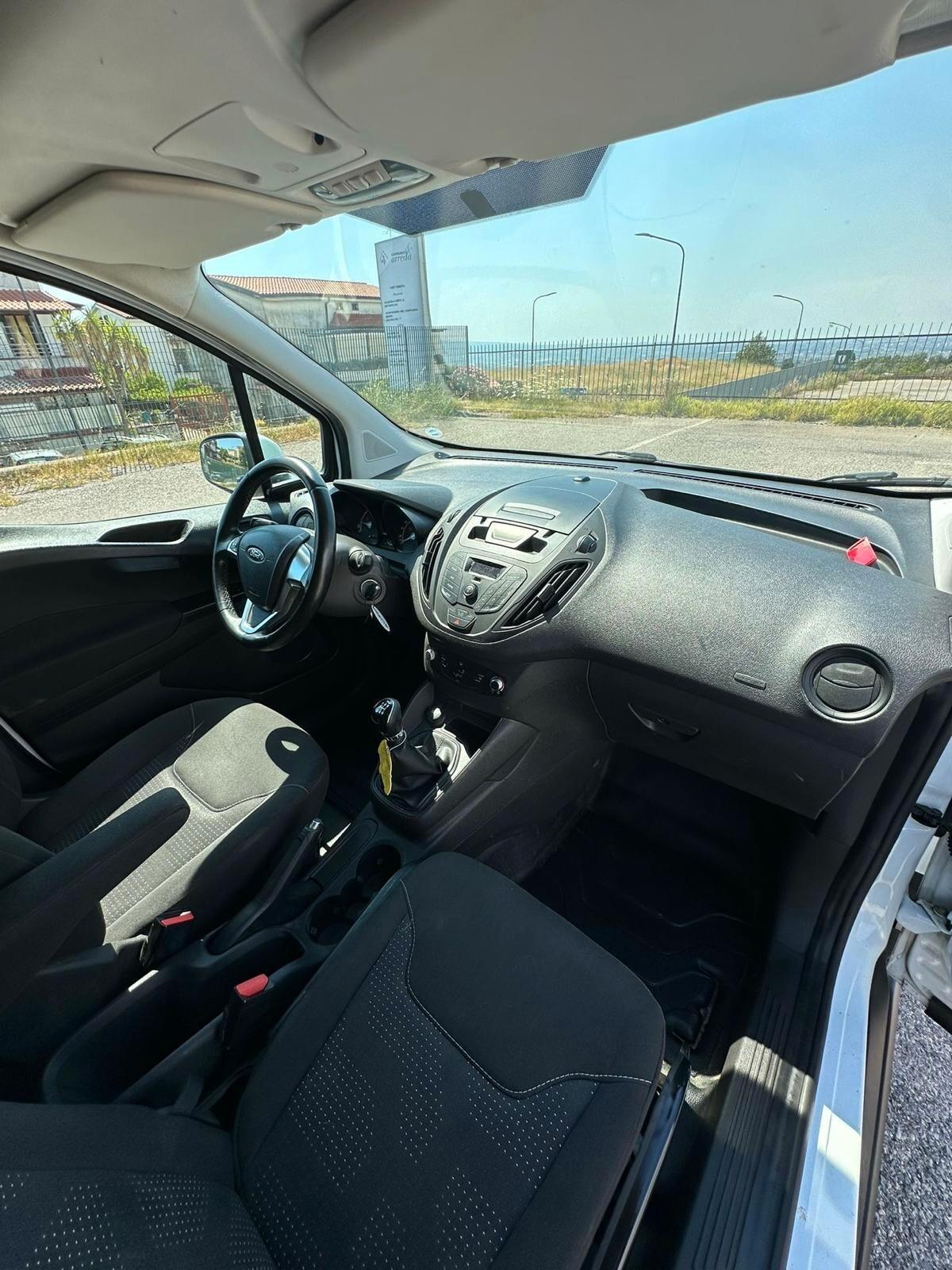 Ford Transit Courier Transit Courier 1.5 TDCi 95CV Van Trend